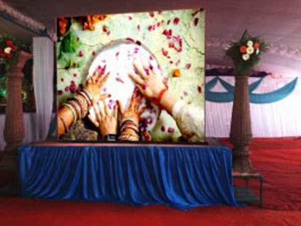 印度戶(hù)內(nèi)LED顯示屏P3.91